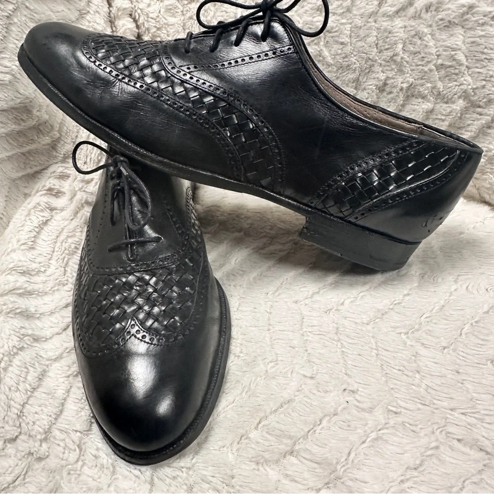 Bally Vintage Wingtip Woven Leather Black 2100 made in Italy 10 M